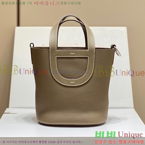 #޽ δ 18 HE4122451-6/