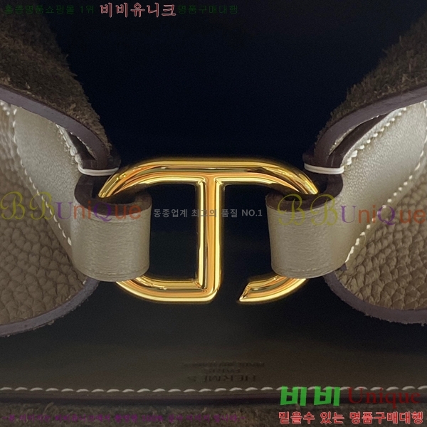 #޽ δ 18 HE4122451-6/