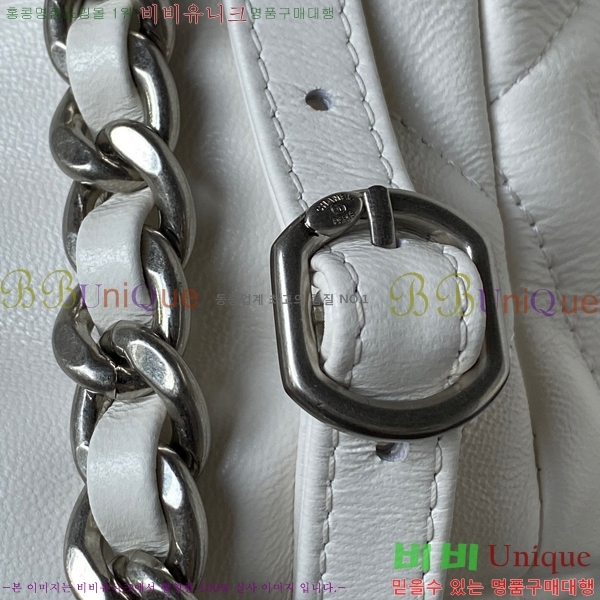 # 24C 19 ü  AS4223-105