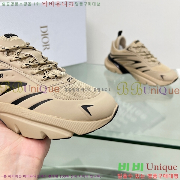  Ŀ  45D247295-4