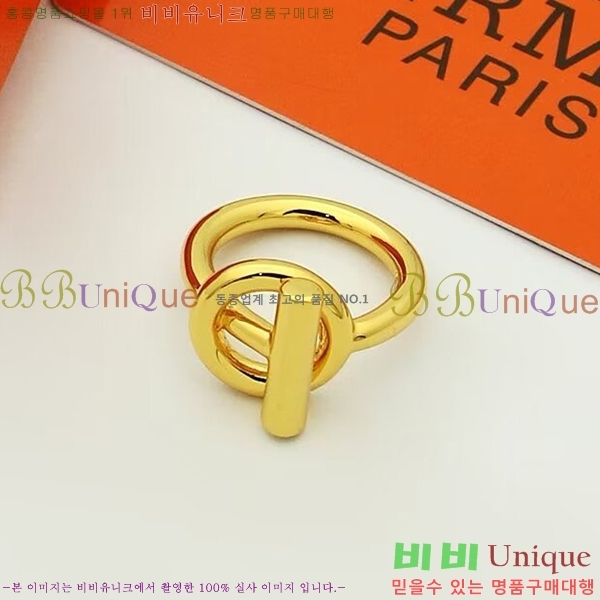 ޽  H8901162-4