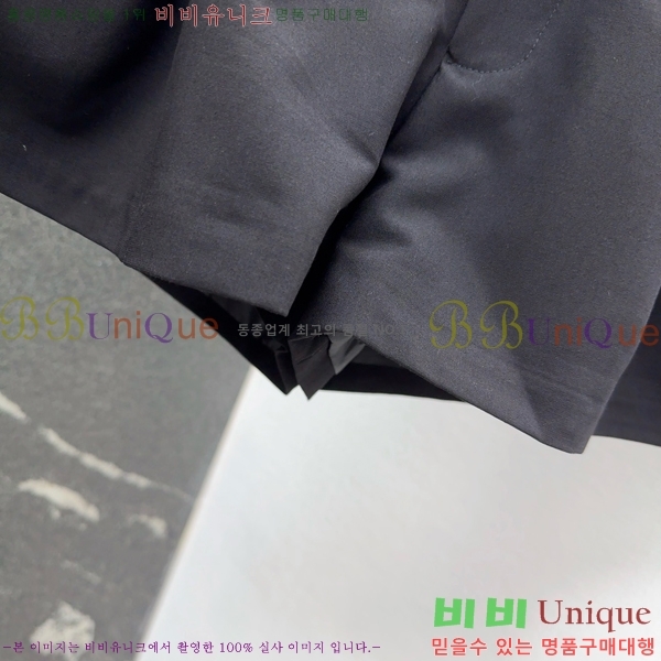  ˷   AW192211-7