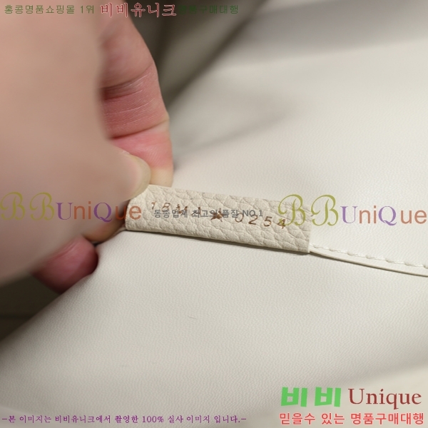 # Signature  Ŷ 78M2840-784