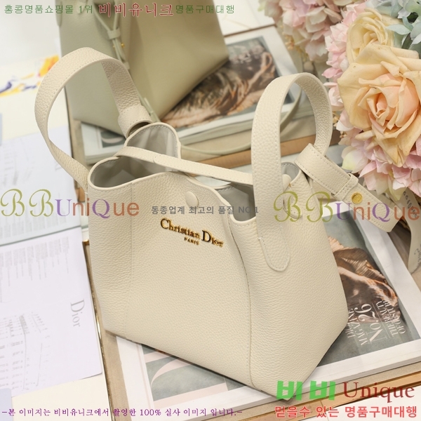 # Signature  Ŷ 78M2840-784