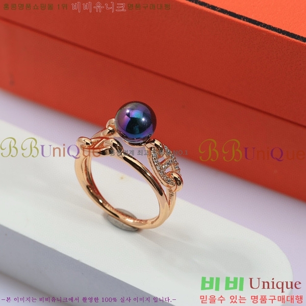 ޽  H8901177-1