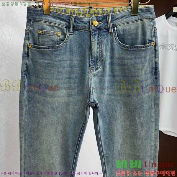   û FS25222646
