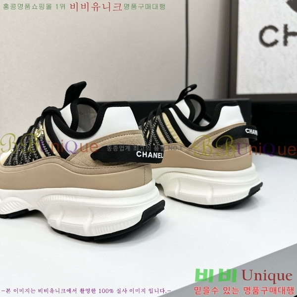  * Ŀ CH497619-4