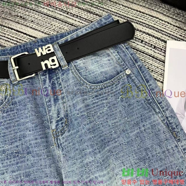  ˷    AW192880-4