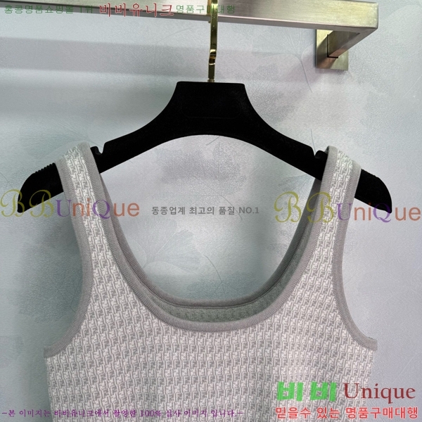   μҸ FED0988-4