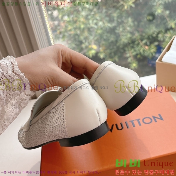 ̺ X TM 6AM  LV550390-1