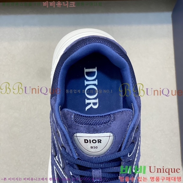   Ŀ DR974901-3