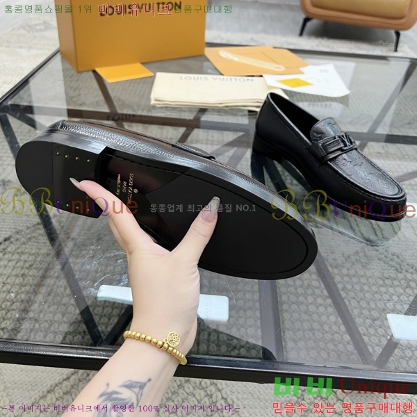  ̺  LV74624-4