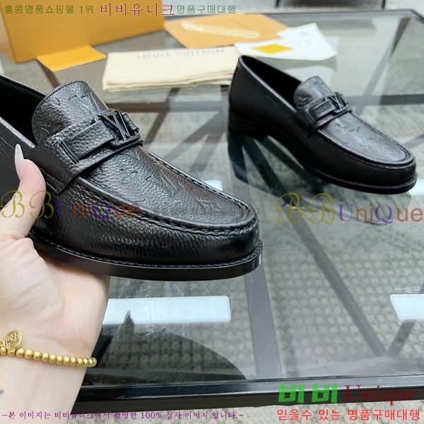  ̺  LV74624-4
