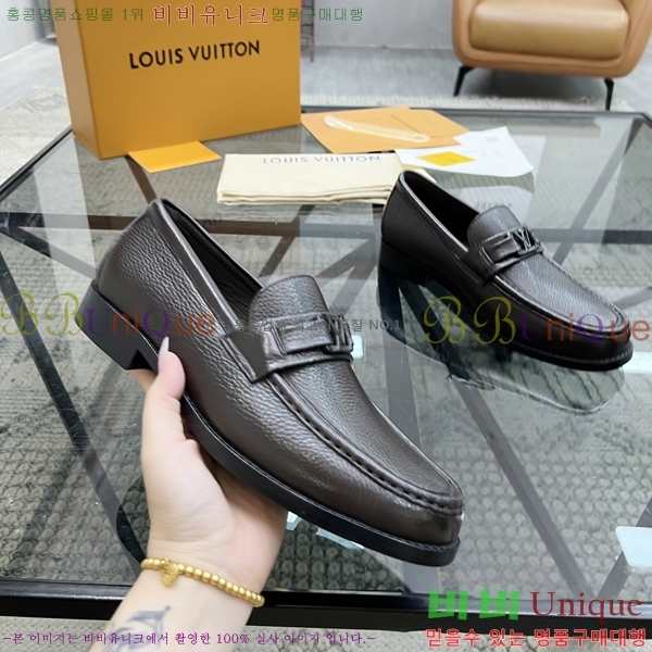  ̺  LV74624-7