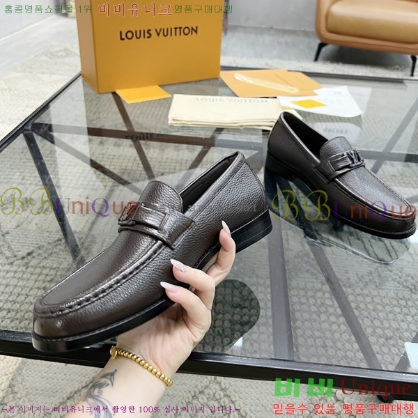  ̺  LV74624-7