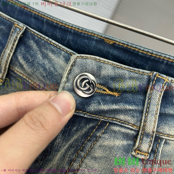   û G25368379