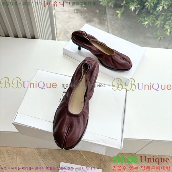     2M3067704