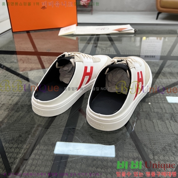  ޽  HR57348-1