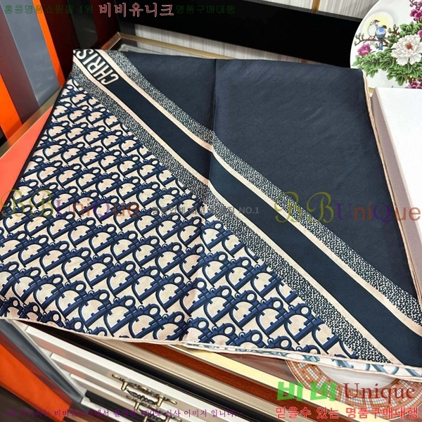 # ÷/ī D836629-1