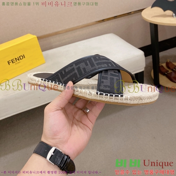    F89370-8