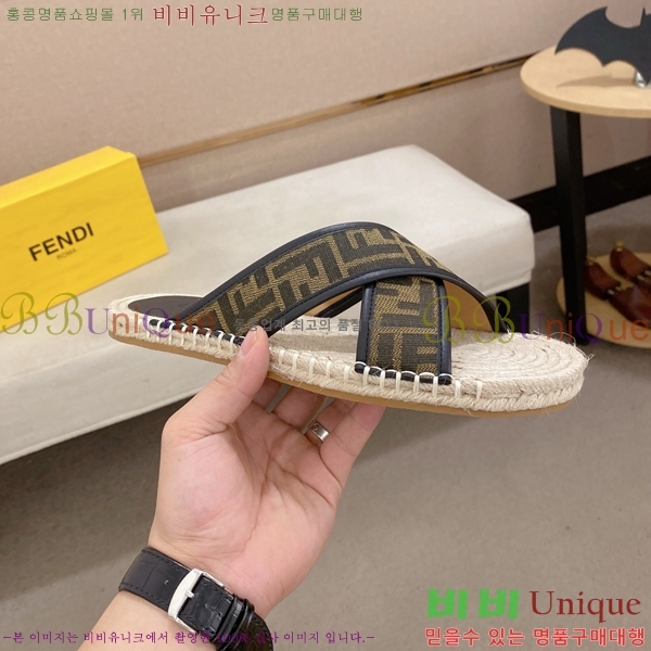    F89370-7