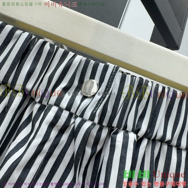   Ʈ M4X1112077-1