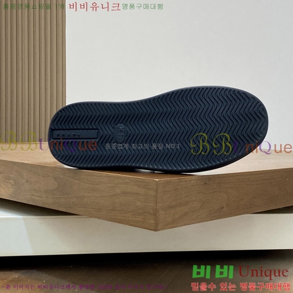   Ŀ LA669099-1