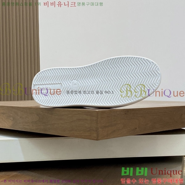   Ŀ LA669098-6